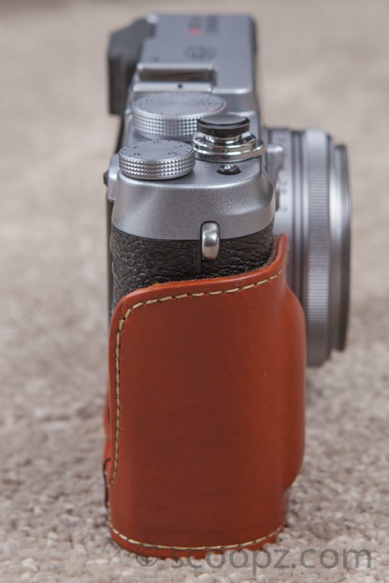 Toma_x100_x100s_half_leather_case_brown_scoopz02